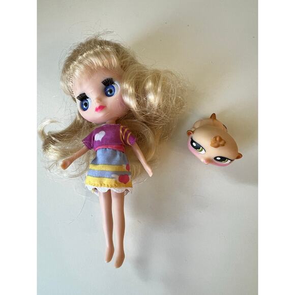 Littlest Pet Shop Blythe Mini Doll Vintage Figure LPS and Hamster #1477 Chair - Picture 3 of 7